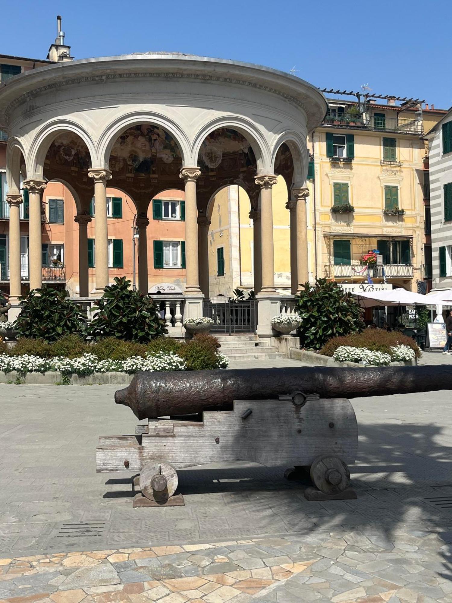 Ti Ci Devo Portare Apartment Rapallo Bagian luar foto